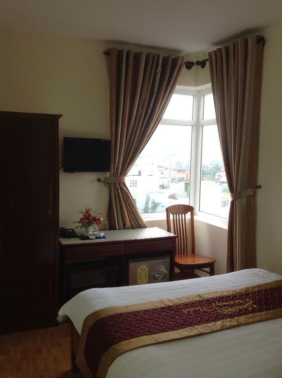 Hung Phat Hotel Danang Room photo