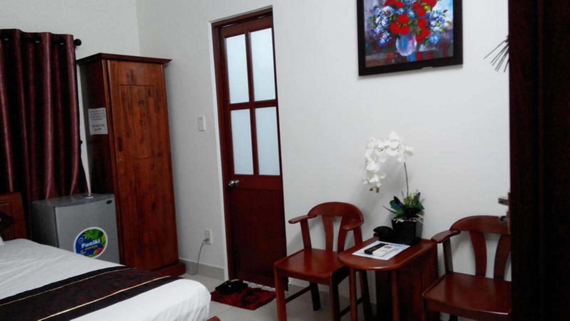 Hung Phat Hotel Danang Exterior photo