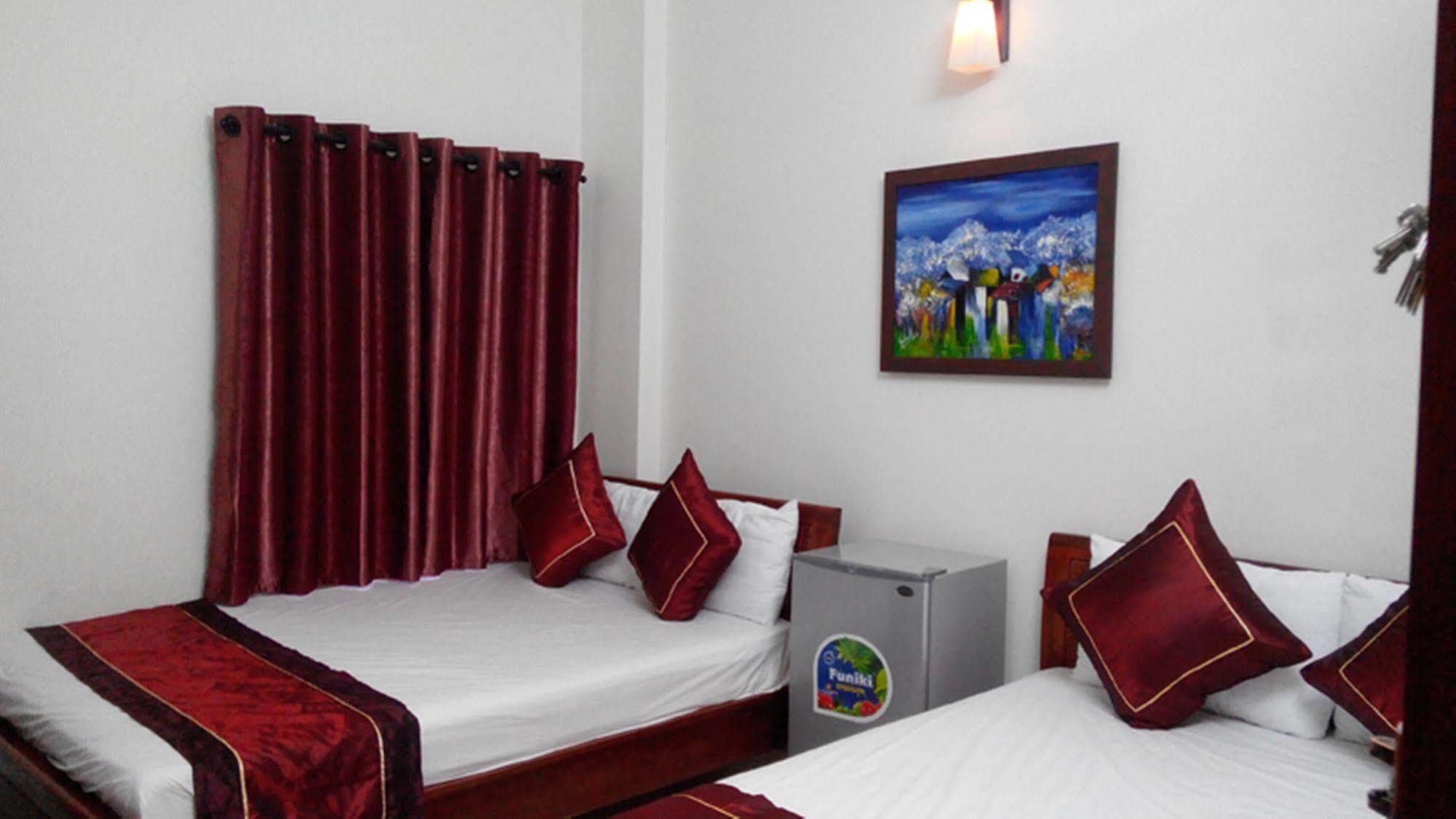 Hung Phat Hotel Danang Exterior photo